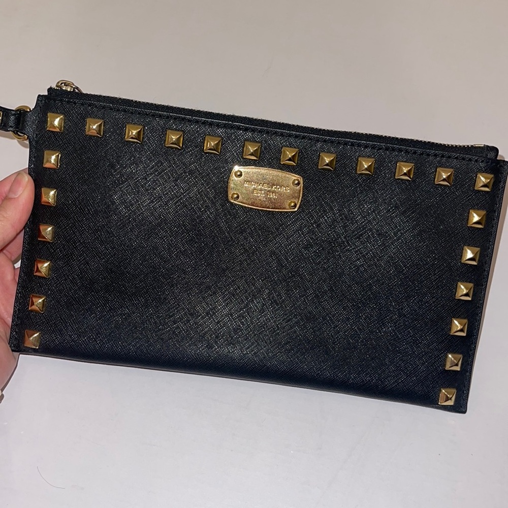 *BRAND NEW* Michael Kors wristlet